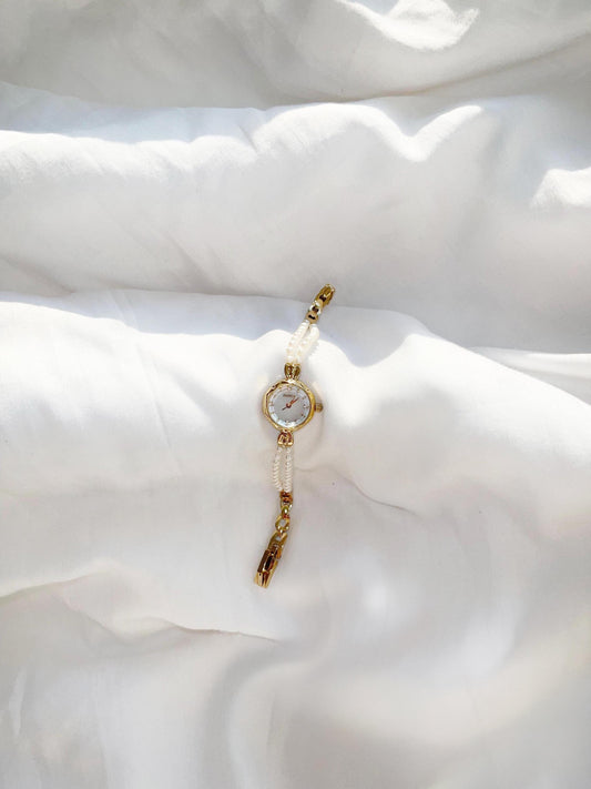 Classic Gold Pearl Bracelet Ladies’ Watch with Mother-of-Pearl Dial